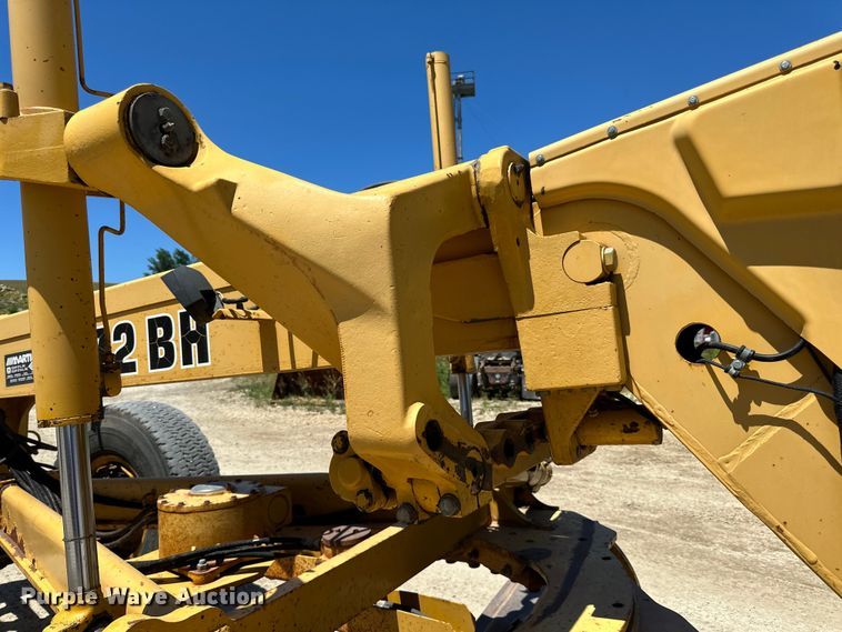 image for item DP8403 1995 John Deere 772BH rigid frame motor grader