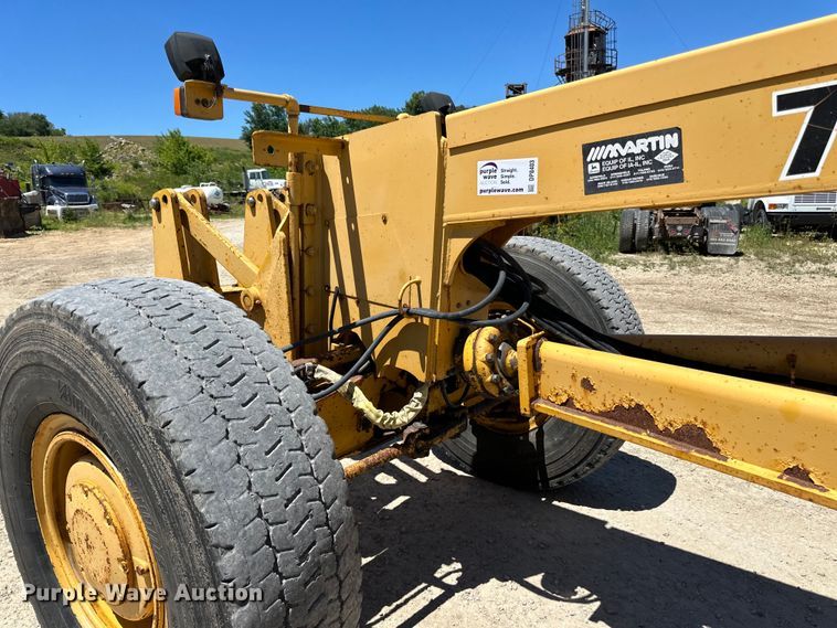 image for item DP8403 1995 John Deere 772BH rigid frame motor grader