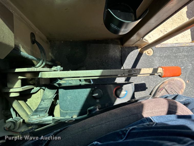 image for item DP8403 1995 John Deere 772BH rigid frame motor grader