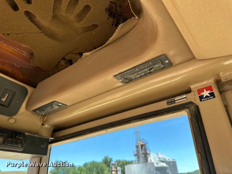 image for item DP8403 1995 John Deere 772BH rigid frame motor grader