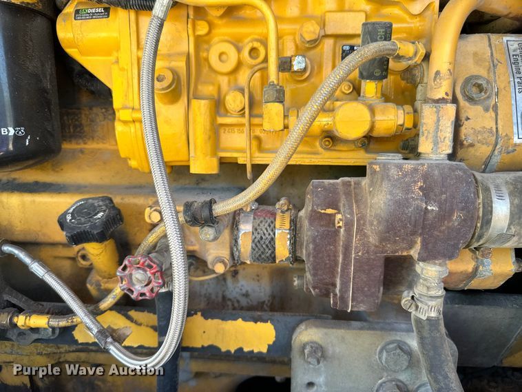 image for item DP8403 1995 John Deere 772BH rigid frame motor grader