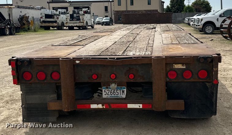 image for item DP8412 2007 Fontaine  Elite Series  drop deck trailer