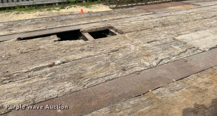 image for item DP8412 2007 Fontaine  Elite Series  drop deck trailer