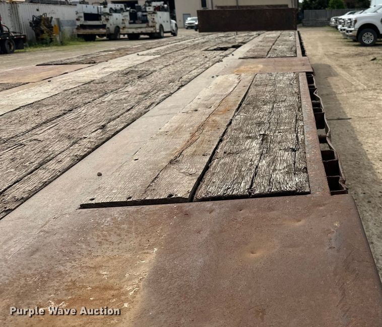 image for item DP8412 2007 Fontaine  Elite Series  drop deck trailer