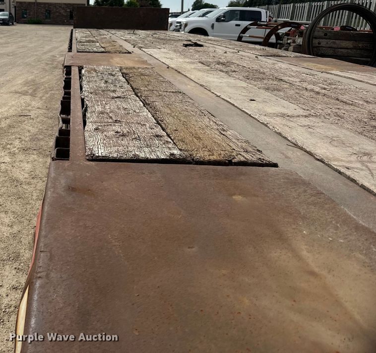 image for item DP8412 2007 Fontaine  Elite Series  drop deck trailer