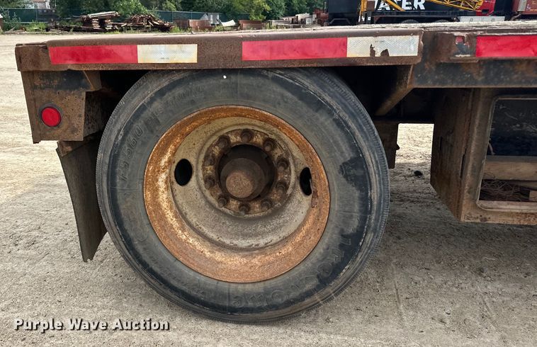 image for item DP8412 2007 Fontaine  Elite Series  drop deck trailer