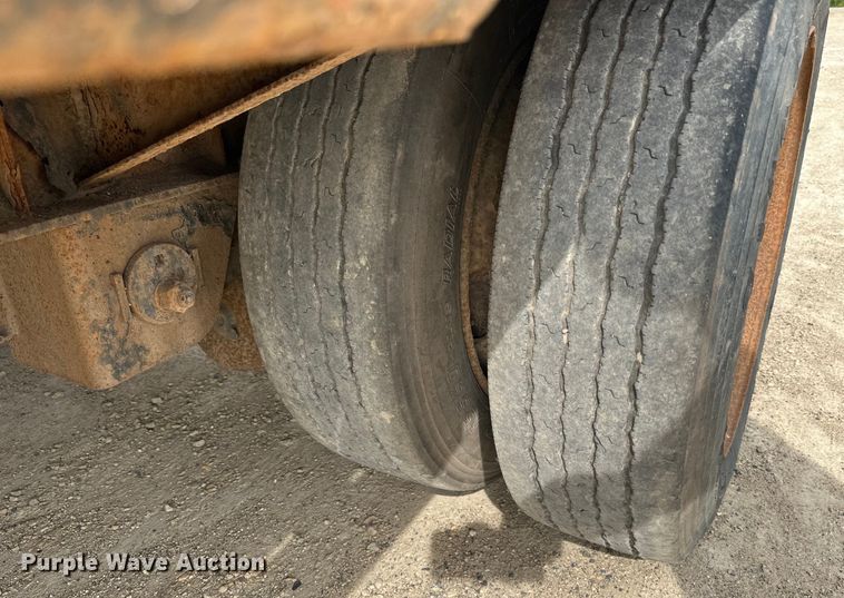 image for item DP8412 2007 Fontaine  Elite Series  drop deck trailer