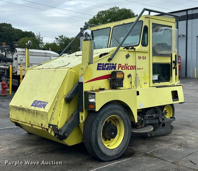 image for item DP8420 2004 Elgin Pellican Series P street sweeper