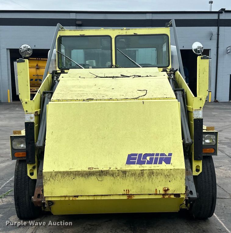image for item DP8420 2004 Elgin Pellican Series P street sweeper