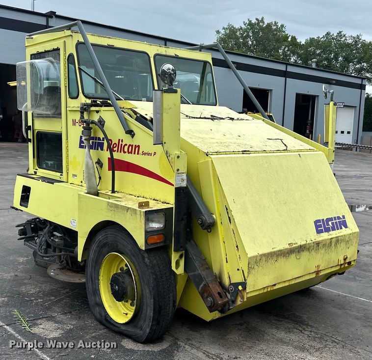 image for item DP8420 2004 Elgin Pellican Series P street sweeper