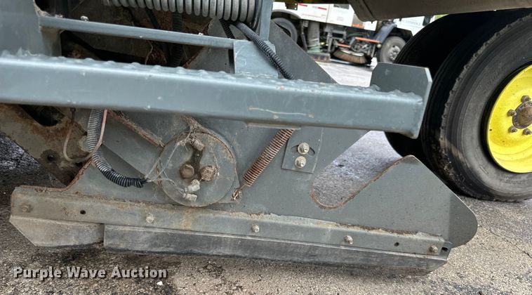 image for item DP8420 2004 Elgin Pellican Series P street sweeper