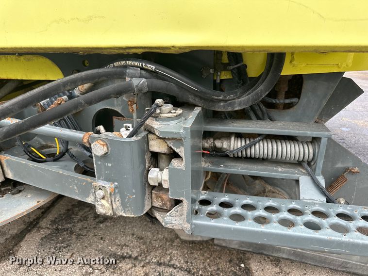 image for item DP8420 2004 Elgin Pellican Series P street sweeper