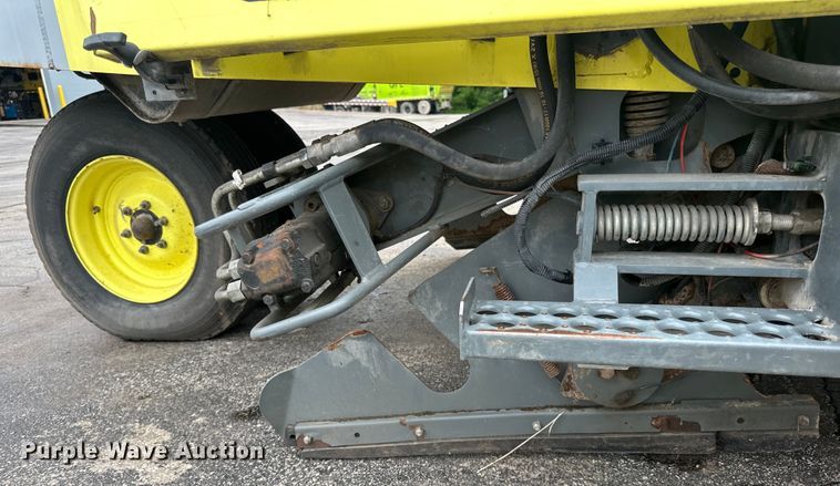 image for item DP8420 2004 Elgin Pellican Series P street sweeper