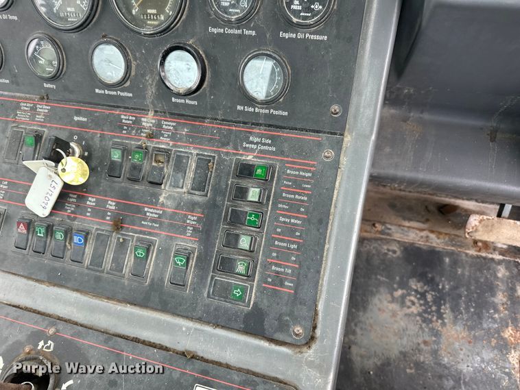 image for item DP8420 2004 Elgin Pellican Series P street sweeper