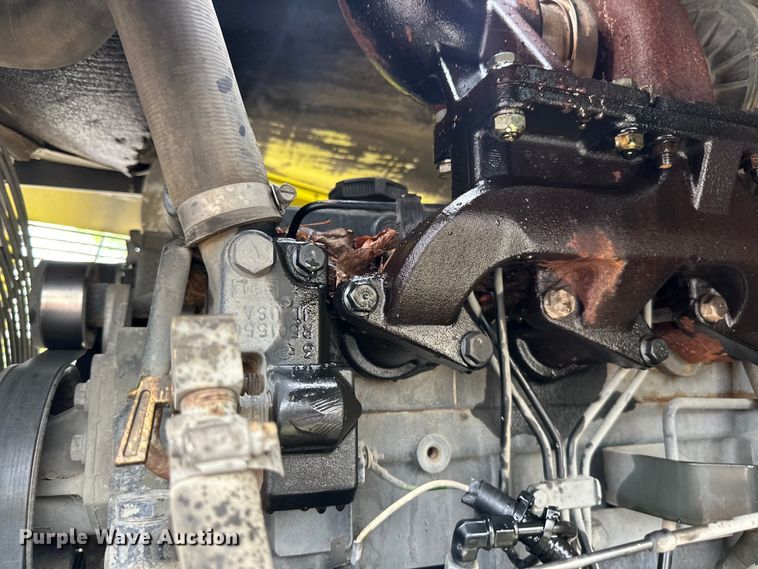 image for item DP8420 2004 Elgin Pellican Series P street sweeper