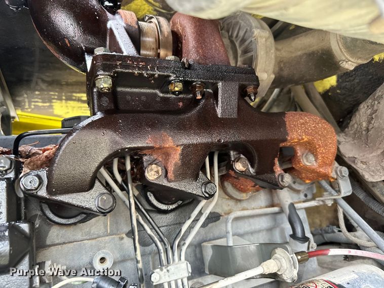 image for item DP8420 2004 Elgin Pellican Series P street sweeper