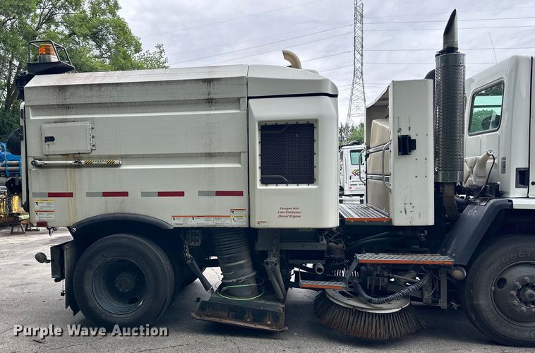 image for item DP8421 2007 Sterling  SC-8000 street sweeper truck