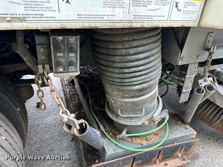 image for item DP8421 2007 Sterling  SC-8000 street sweeper truck