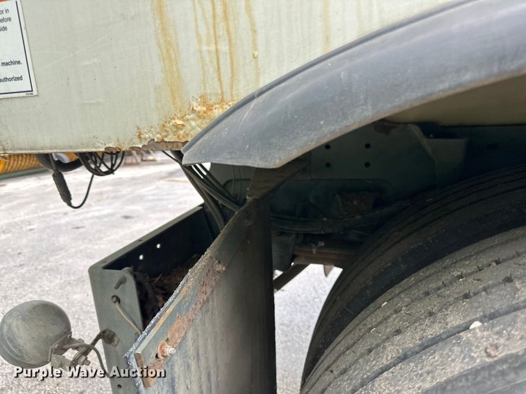 image for item DP8421 2007 Sterling  SC-8000 street sweeper truck