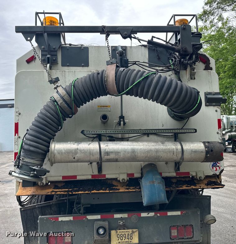 image for item DP8421 2007 Sterling  SC-8000 street sweeper truck