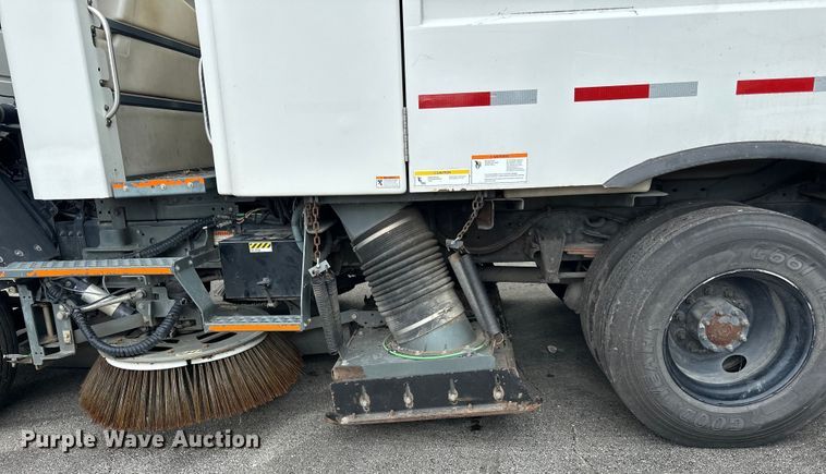 image for item DP8421 2007 Sterling  SC-8000 street sweeper truck