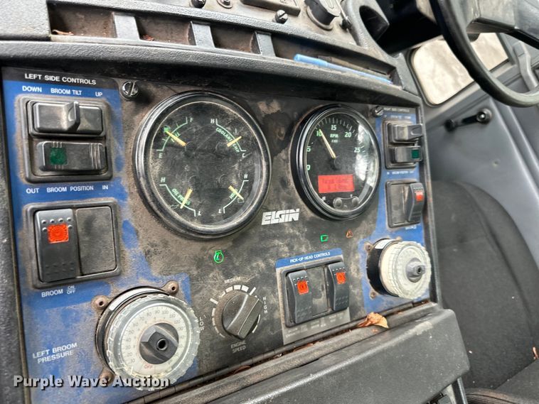 image for item DP8421 2007 Sterling  SC-8000 street sweeper truck