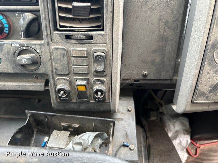 image for item DP8421 2007 Sterling  SC-8000 street sweeper truck