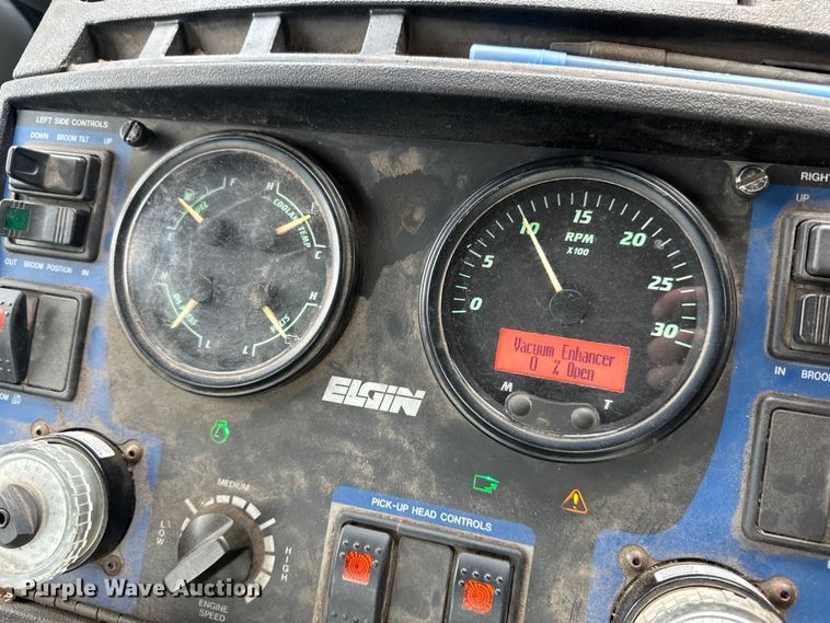 image for item DP8421 2007 Sterling  SC-8000 street sweeper truck