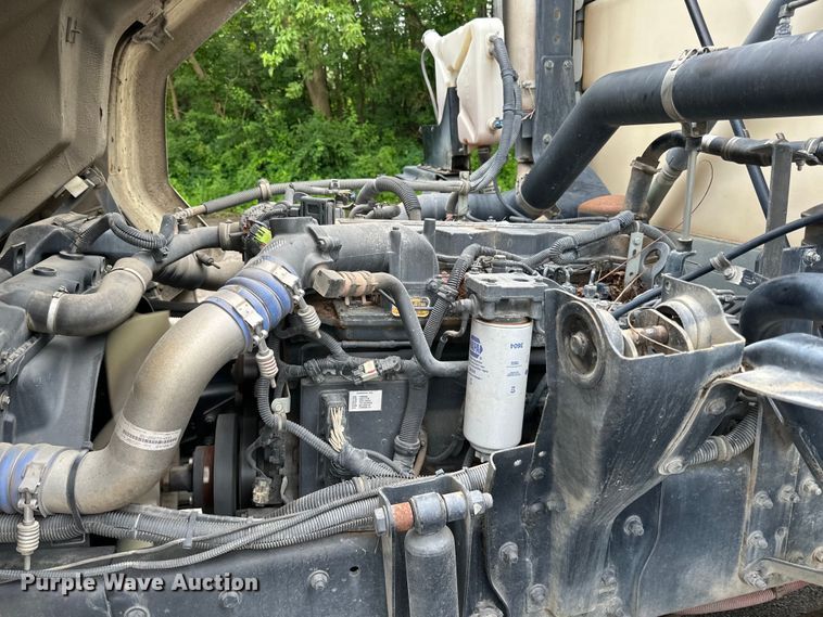 image for item DP8421 2007 Sterling  SC-8000 street sweeper truck