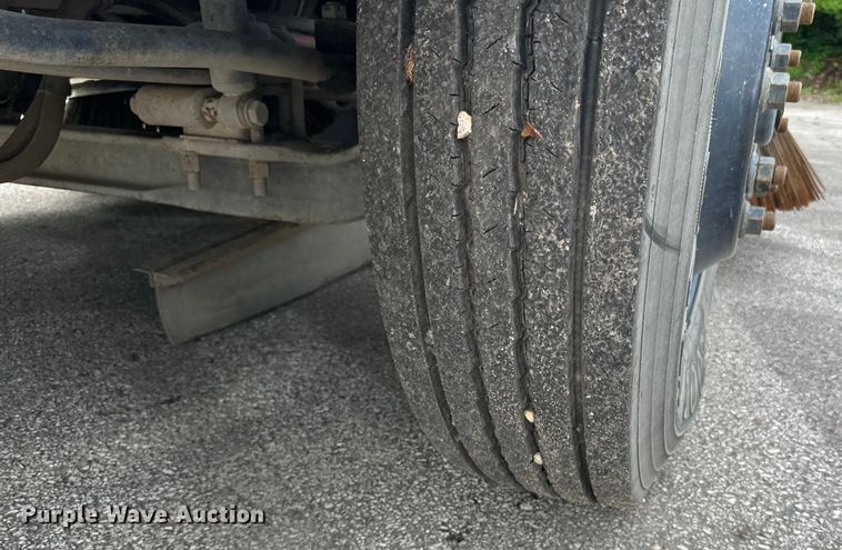 image for item DP8421 2007 Sterling  SC-8000 street sweeper truck