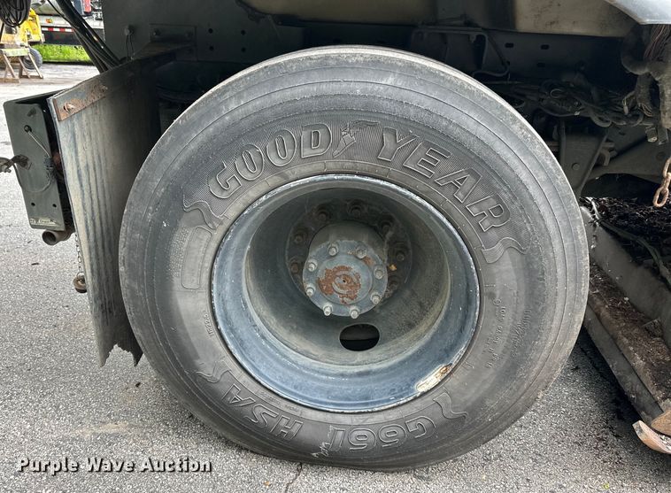 image for item DP8421 2007 Sterling  SC-8000 street sweeper truck