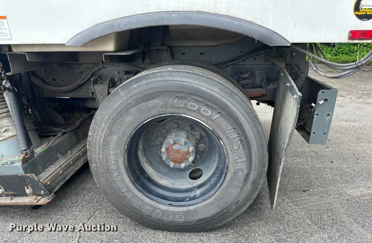 image for item DP8421 2007 Sterling  SC-8000 street sweeper truck