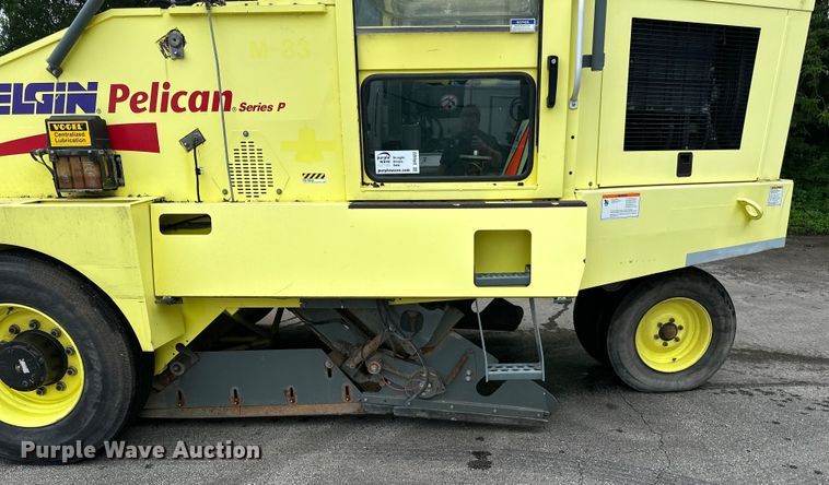 image for item DP8422 2004 Elgin  Pellican Series P street sweeper 