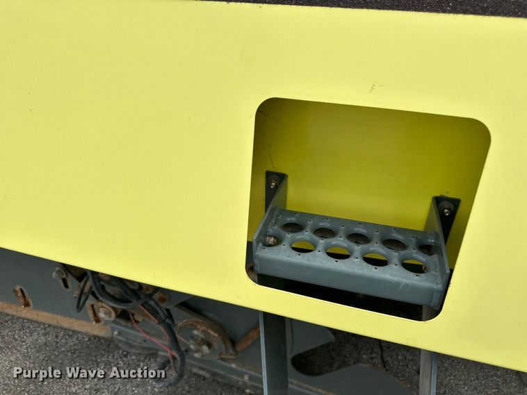 image for item DP8422 2004 Elgin  Pellican Series P street sweeper 