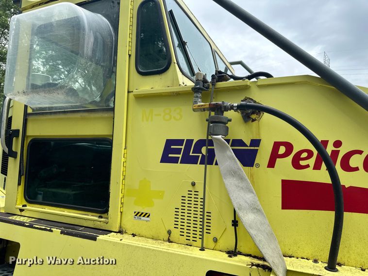 image for item DP8422 2004 Elgin  Pellican Series P street sweeper 