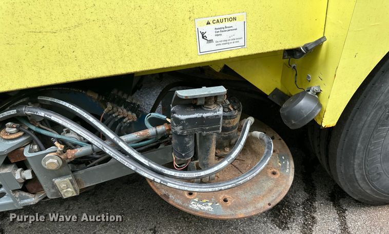 image for item DP8422 2004 Elgin  Pellican Series P street sweeper 