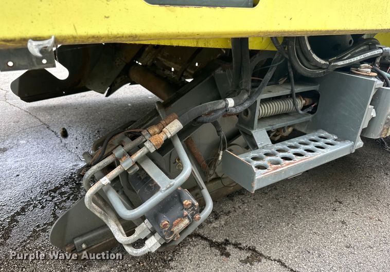 image for item DP8422 2004 Elgin  Pellican Series P street sweeper 