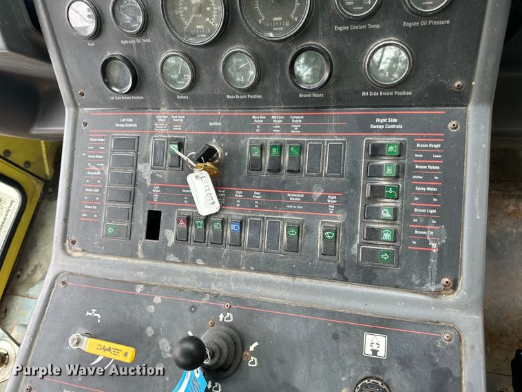 image for item DP8422 2004 Elgin  Pellican Series P street sweeper 