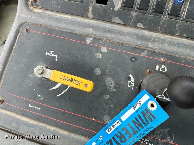 image for item DP8422 2004 Elgin  Pellican Series P street sweeper 