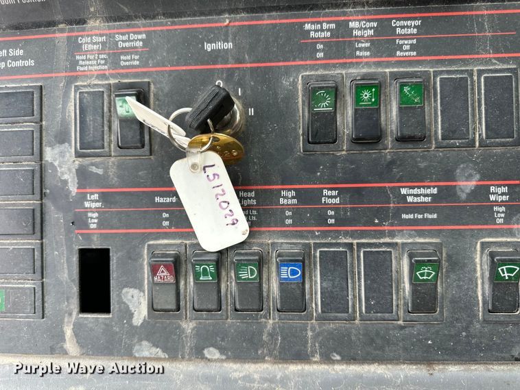 image for item DP8422 2004 Elgin  Pellican Series P street sweeper 