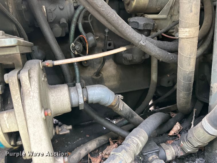 image for item DP8422 2004 Elgin  Pellican Series P street sweeper 