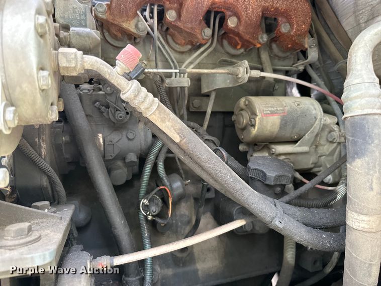 image for item DP8422 2004 Elgin  Pellican Series P street sweeper 