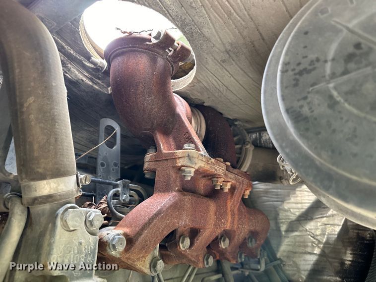 image for item DP8422 2004 Elgin  Pellican Series P street sweeper 