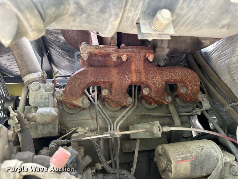 image for item DP8422 2004 Elgin  Pellican Series P street sweeper 