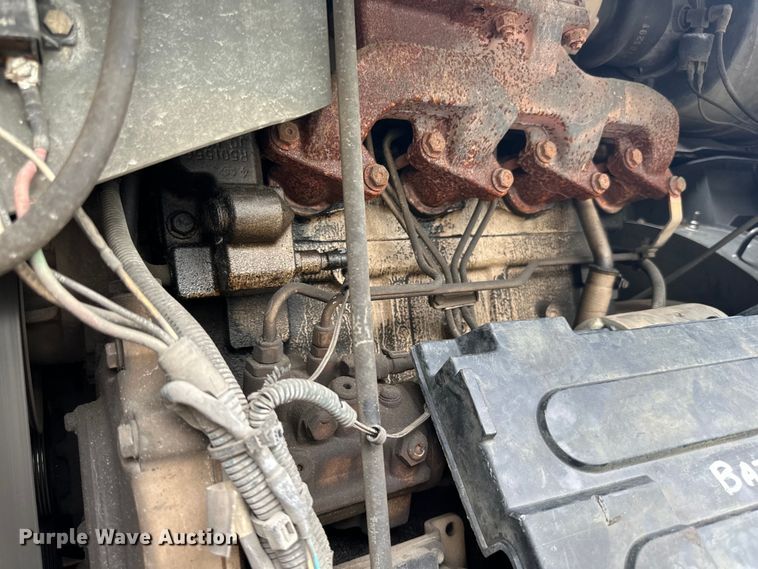 image for item DP8423 2009 GMC T7500 street sweeper truck