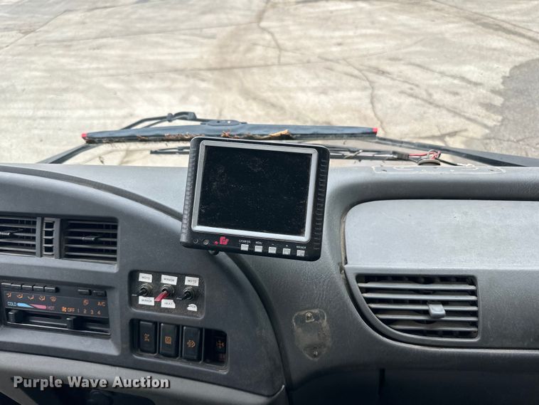 image for item DP8423 2009 GMC T7500 street sweeper truck