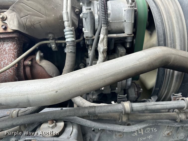 image for item DP8423 2009 GMC T7500 street sweeper truck