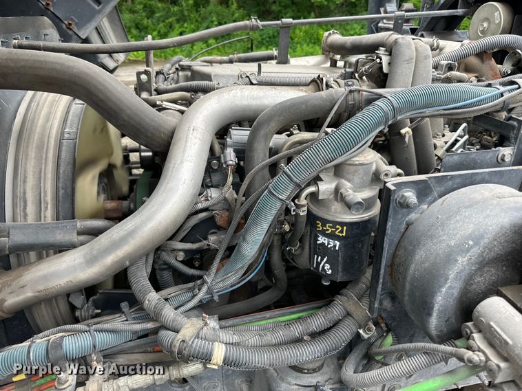 image for item DP8423 2009 GMC T7500 street sweeper truck