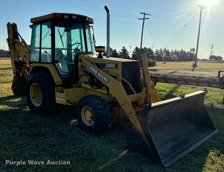 image for item DQ6836 John Deere 310D backhoe