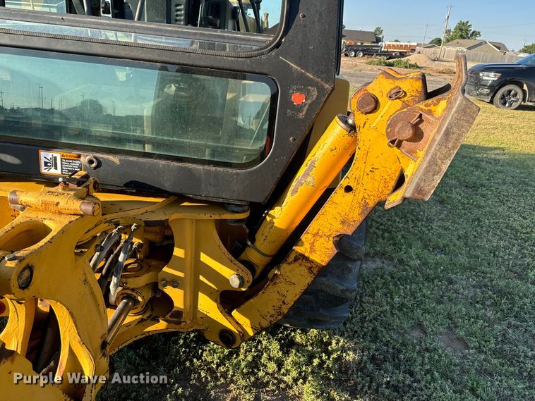 image for item DQ6836 John Deere 310D backhoe